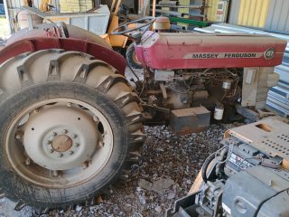 Tractor Massey Ferguson 157