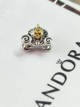 Charm Pandora Carruaje Encantado de Cenicienta 100