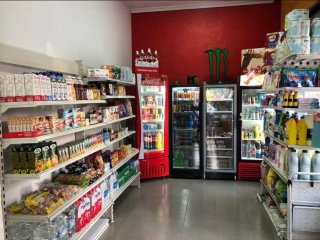 Alquilo local comercial