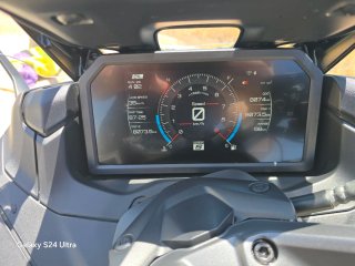 Yamaha TMAX 560 Tech MAX Negro/Dorado