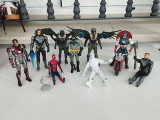 Lote 9 Figuras Marvel y Otros