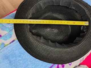 Sombrero italiano negro elegante