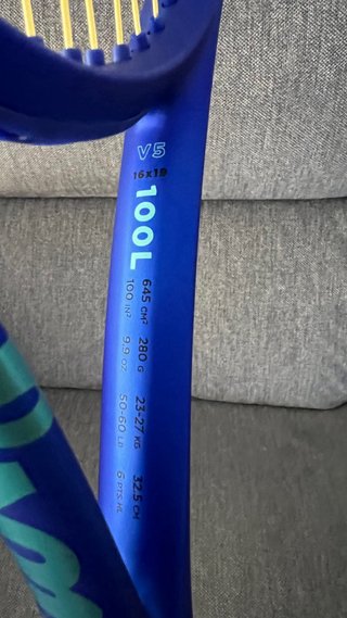 Raqueta Tenis Wilson 100L V5