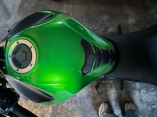 Kawasaki ER6N Negra y Verde