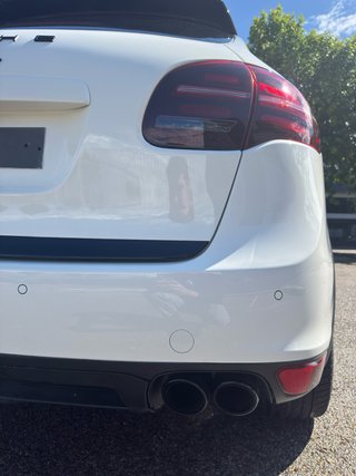Porsche Cayenne 2011