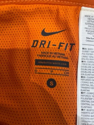 Shorts da corsa Nike a doppia strato arancione