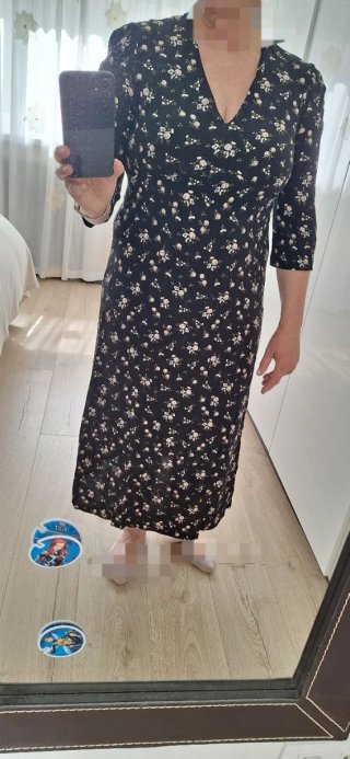 Vestido midi floral negro Mango