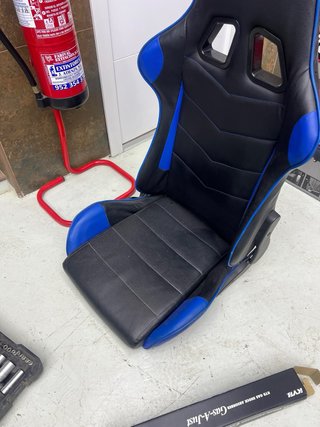 Silla deportiva gamer. Baquet,  semibaquet coche
