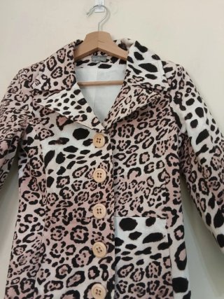 Gabardina Naf Naf Talla 36 Animal Print
