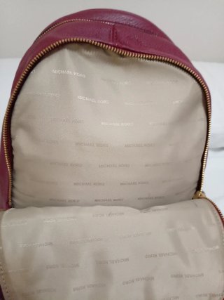 Mochila Michael Kors Roja Piel Usada 2 Veces'