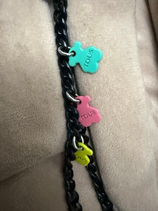 Gafas de sol Tous y cadena con charms