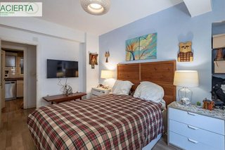 Piso en venta en Camino de Ronda - Rosaleda en Granada