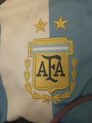 Camiseta Argentina Adidas Talle S una puesta