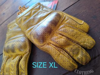 Guanti in pelle dorata taglia XL