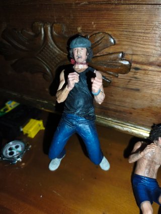 Figuras ACDC Brian Johnson y Angus Young