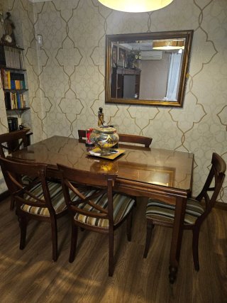 Mueble de salón de madera