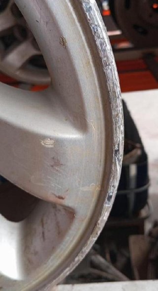 Toyota 44676 llanta hilux 2.5 d-4d kdn165