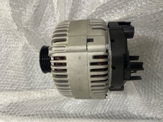 Alternador 14V 150A BMW Serie 3 E46
