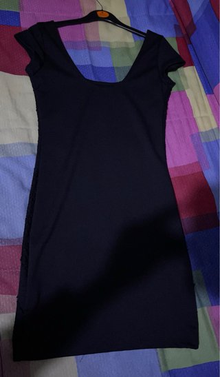Vestido negro manga sisa estampado