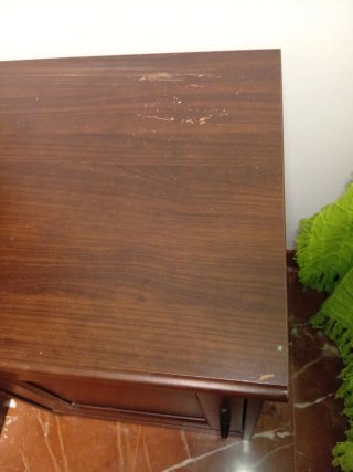 Comodino SONGESAND in legno di Ikea