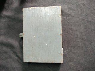 Caja militar antigua GB/472