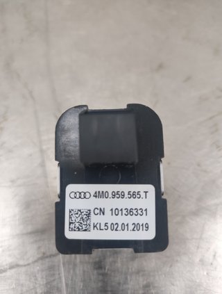 Mando retrovisor audi 4m0959565t q3 1582