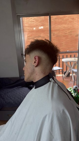 Busco modelos para corte(GRATIS)