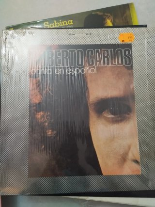 9 vinilos de música de orquesta y otras bandas.