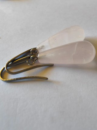 Pendientes de minerales naturales