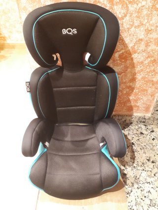 Silla coche infantil azul y negro