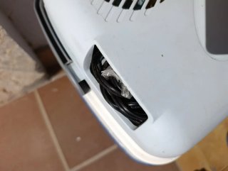 Nevera portátil Rocktrail azul y blanca