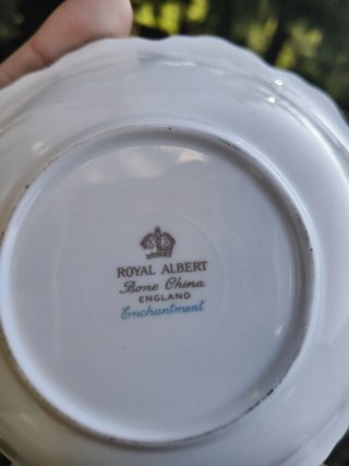 Ciotolina Royal Albert Enchantment
