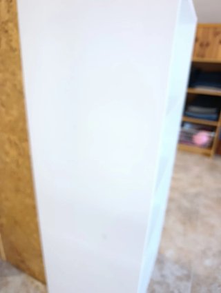 Estantería blanca de madera