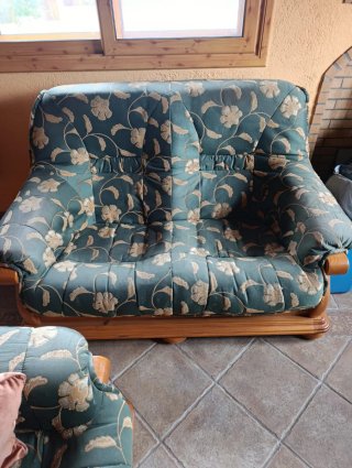 Sofá 2 plazas tela floral madera