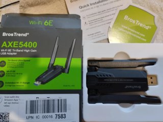 Adaptador WiFi 6E Tri-Band USB BrosTrend