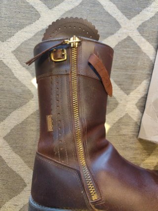 Botas Valverde del Camino Castaña