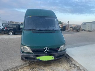 mercedes sprinter