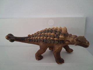 Lote 2 Figuras Dinosaurio y Pterodáctilo.