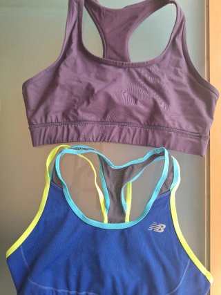 Tops Deportivos varias marcas Talla S M