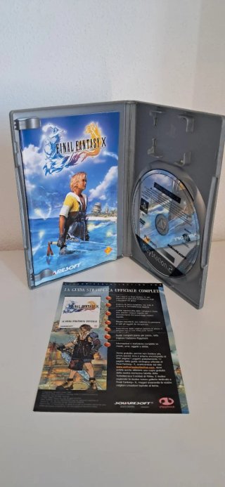 Final Fantasy X Platinum PS2 con inserto.
