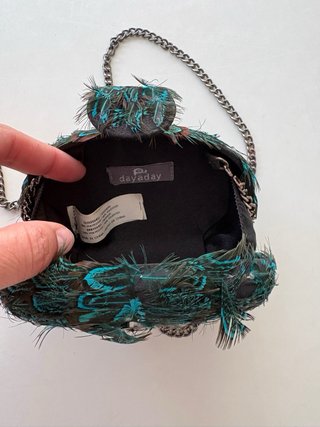 Bolso de fiesta con plumas