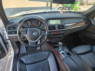 BMW X5 2011