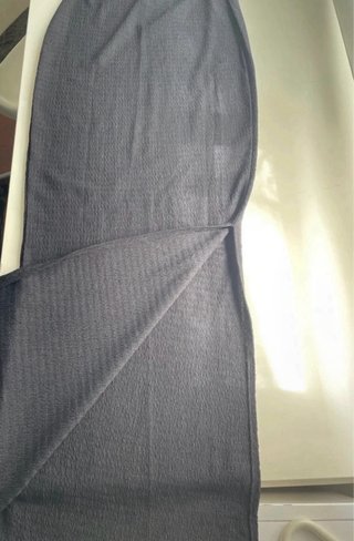 Vestido largo negro con aberturas