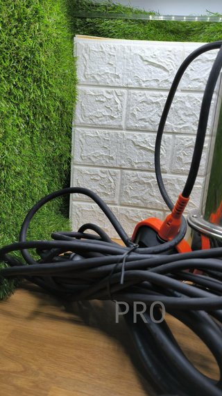Bomba sumergible Black Decker