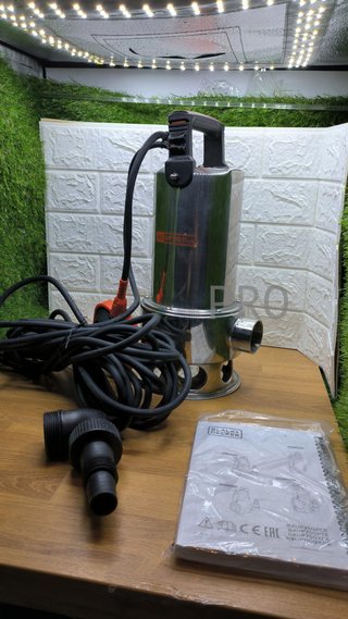 Bomba sumergible Black Decker
