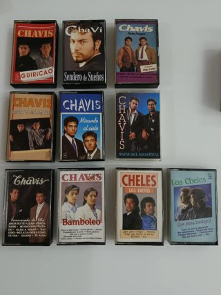 10  LOS CHAVIS y LOS CHELES Cintas Cassettes ELIGE