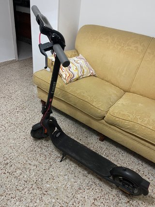 Patinete Navee V25 con caja y factura