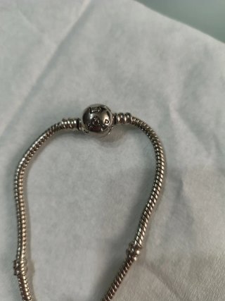 Colgante y pulsera estilo Pandora