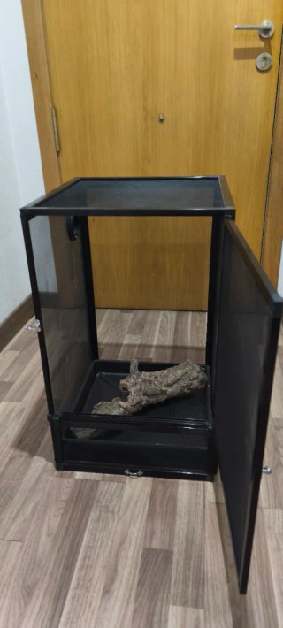 Terrario para camaleón y reptiles