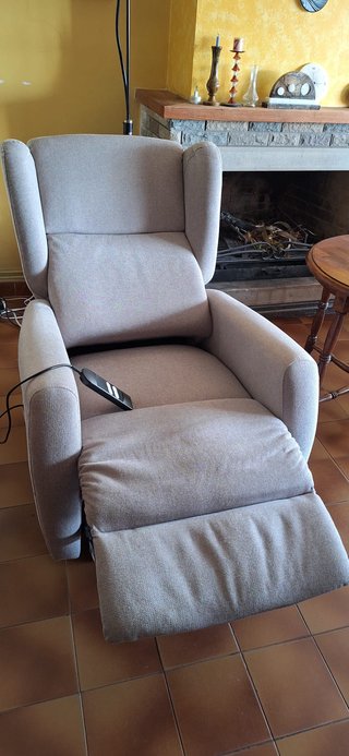 Sillón Eléctrico Elevable Beige